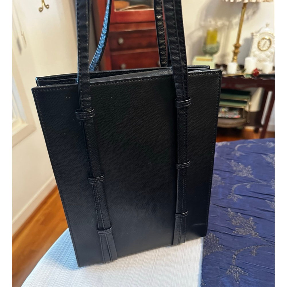 MCM Black Leather Gold Logo Tall Tote Bag - Picture 5 of 13